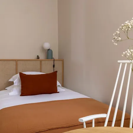 Joe M Hotel 3*